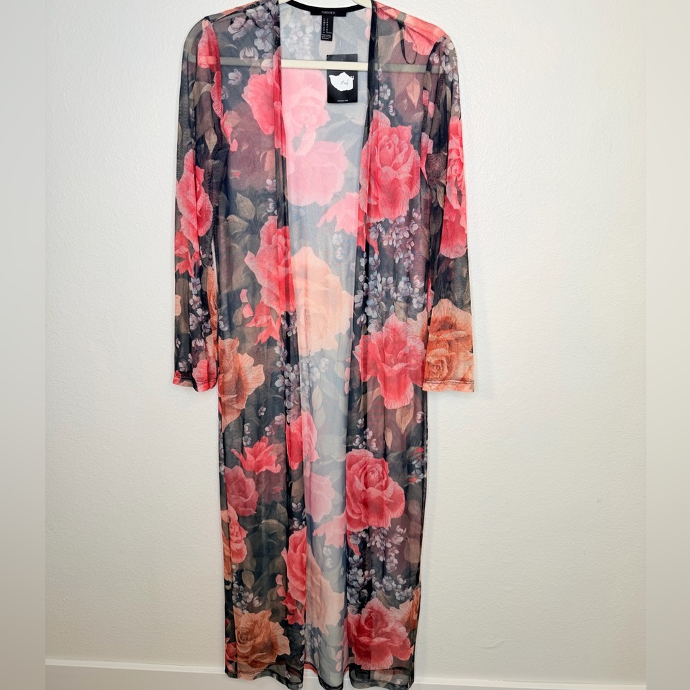 NWT ✨ Mesh Roses Beach Coverup Size Medium